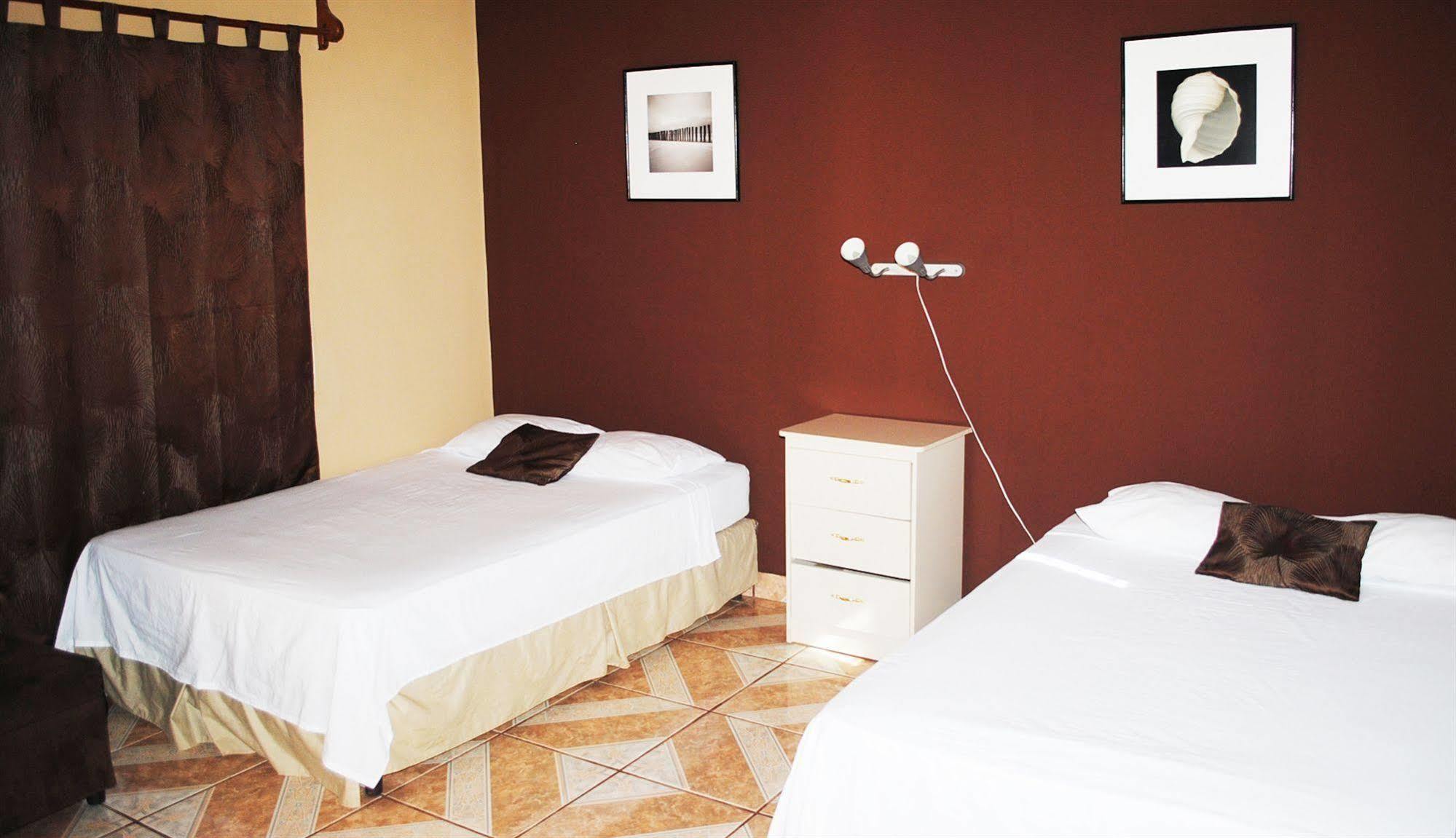 Hotel Miraflores إل كوكو المظهر الخارجي الصورة