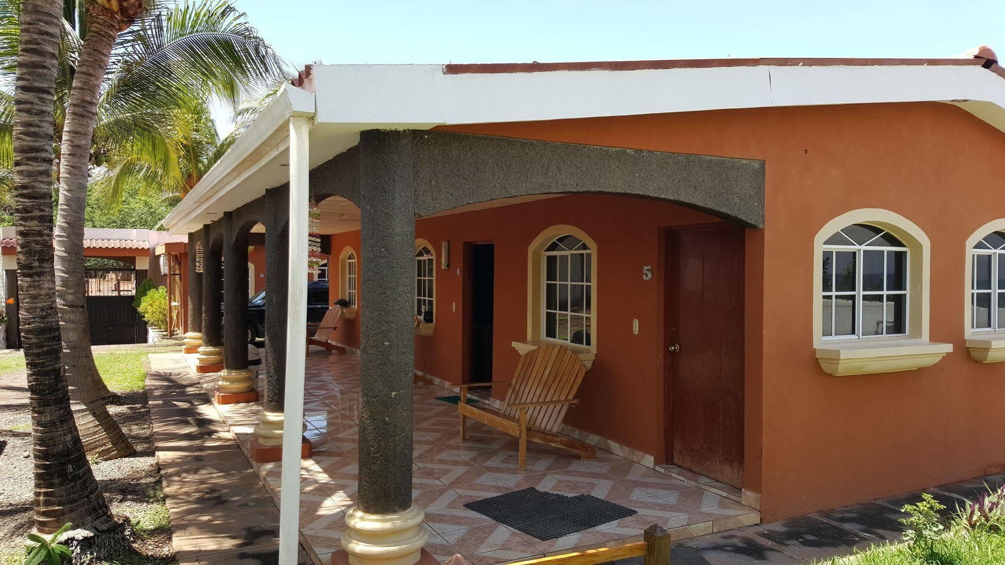 Hotel Miraflores إل كوكو المظهر الخارجي الصورة